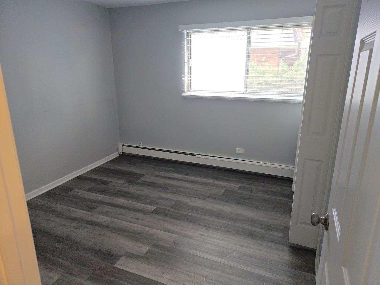 38 W 65th St - Photo 3 of 10