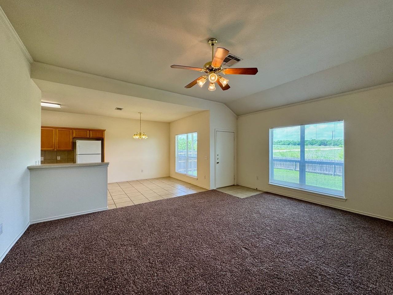 3097 Clydesdale Way - Photo 2 of 12