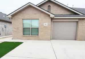 Beautiful 3 bed 2 bath! - Photo 1 of 1