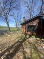 featured image of 2784 Siskiyou Blvd