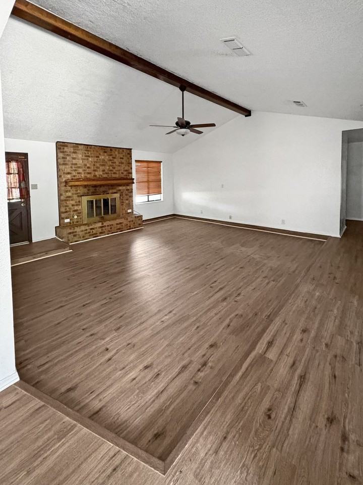 4000 Mescalero Dr - Photo 3 of 13