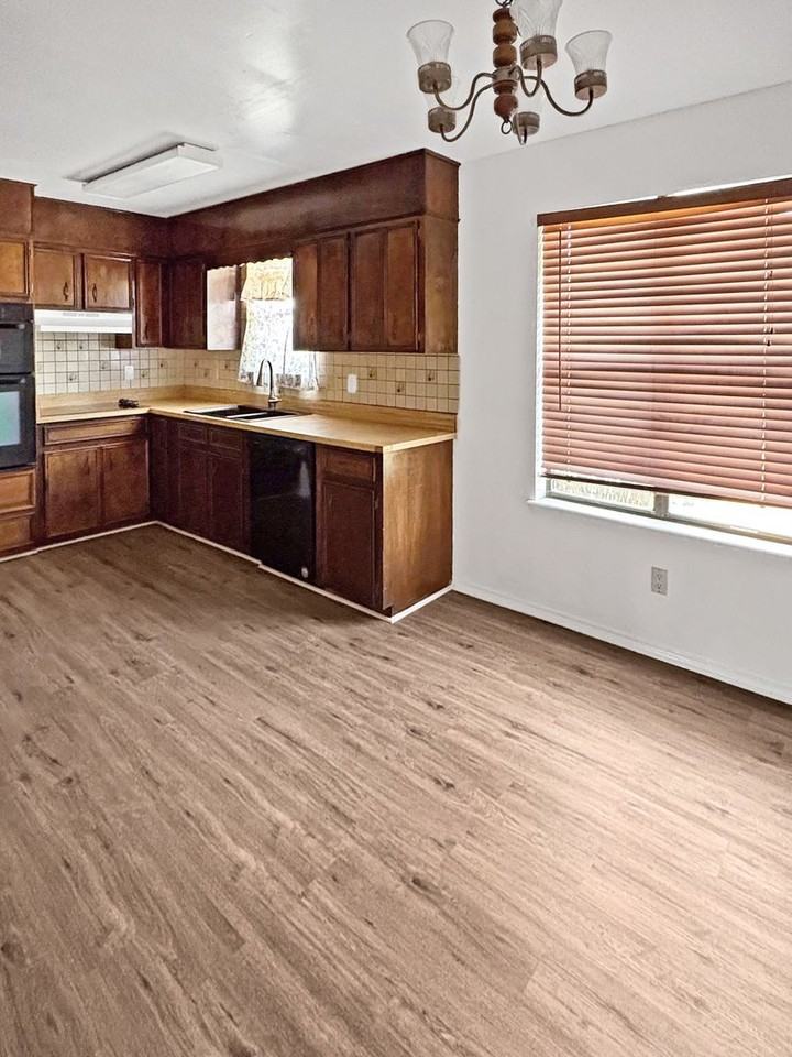 4000 Mescalero Dr - Photo 4 of 13