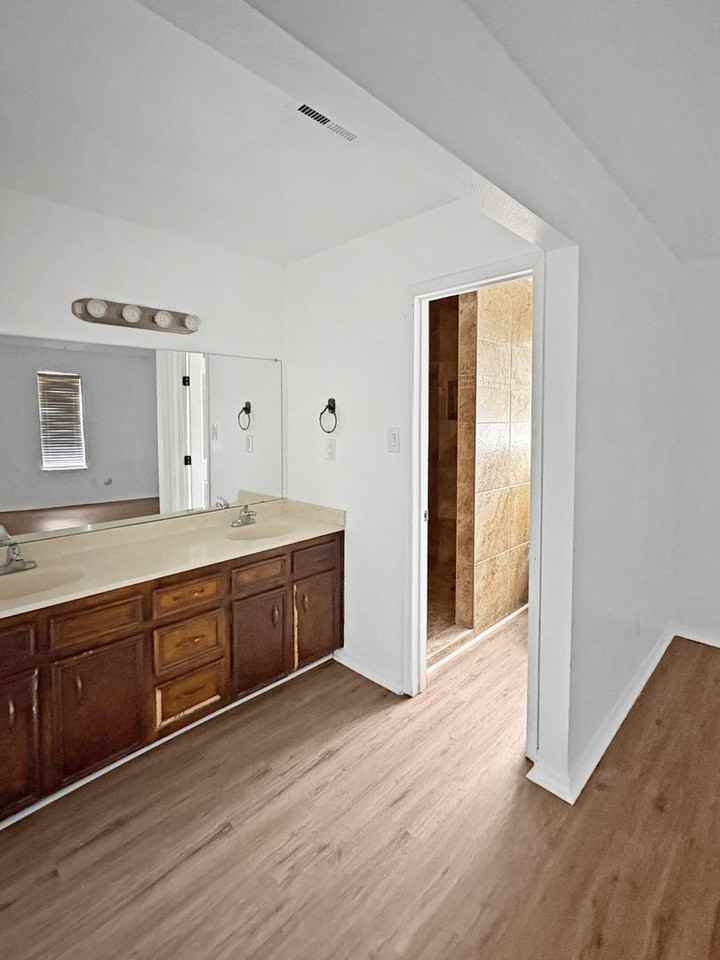 4000 Mescalero Dr - Photo 7 of 13