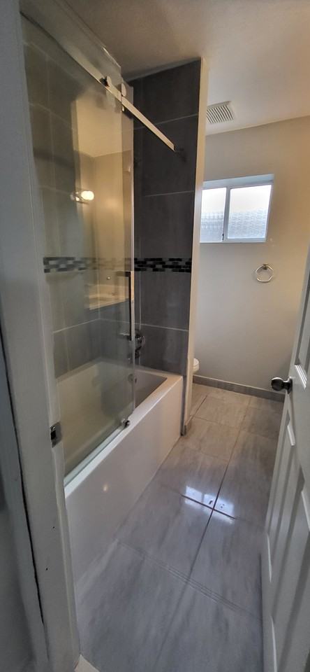 12210 102A Avenue - Photo 2 of 10