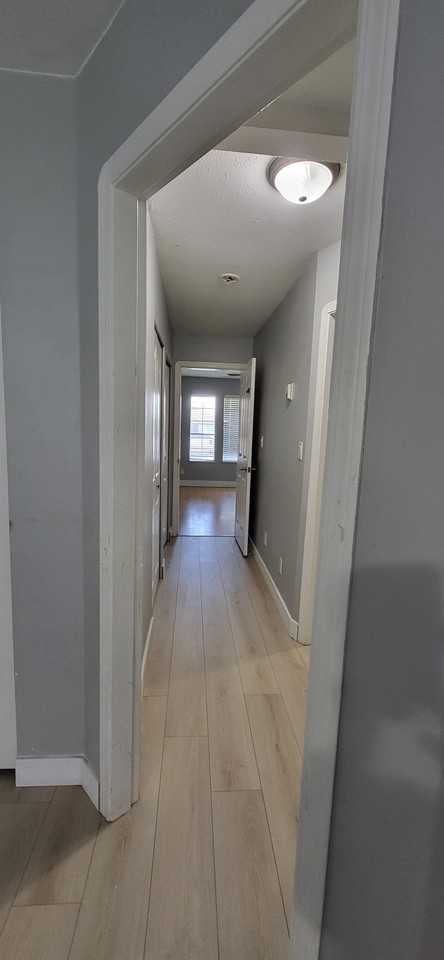 12210 102A Avenue - Photo 3 of 10