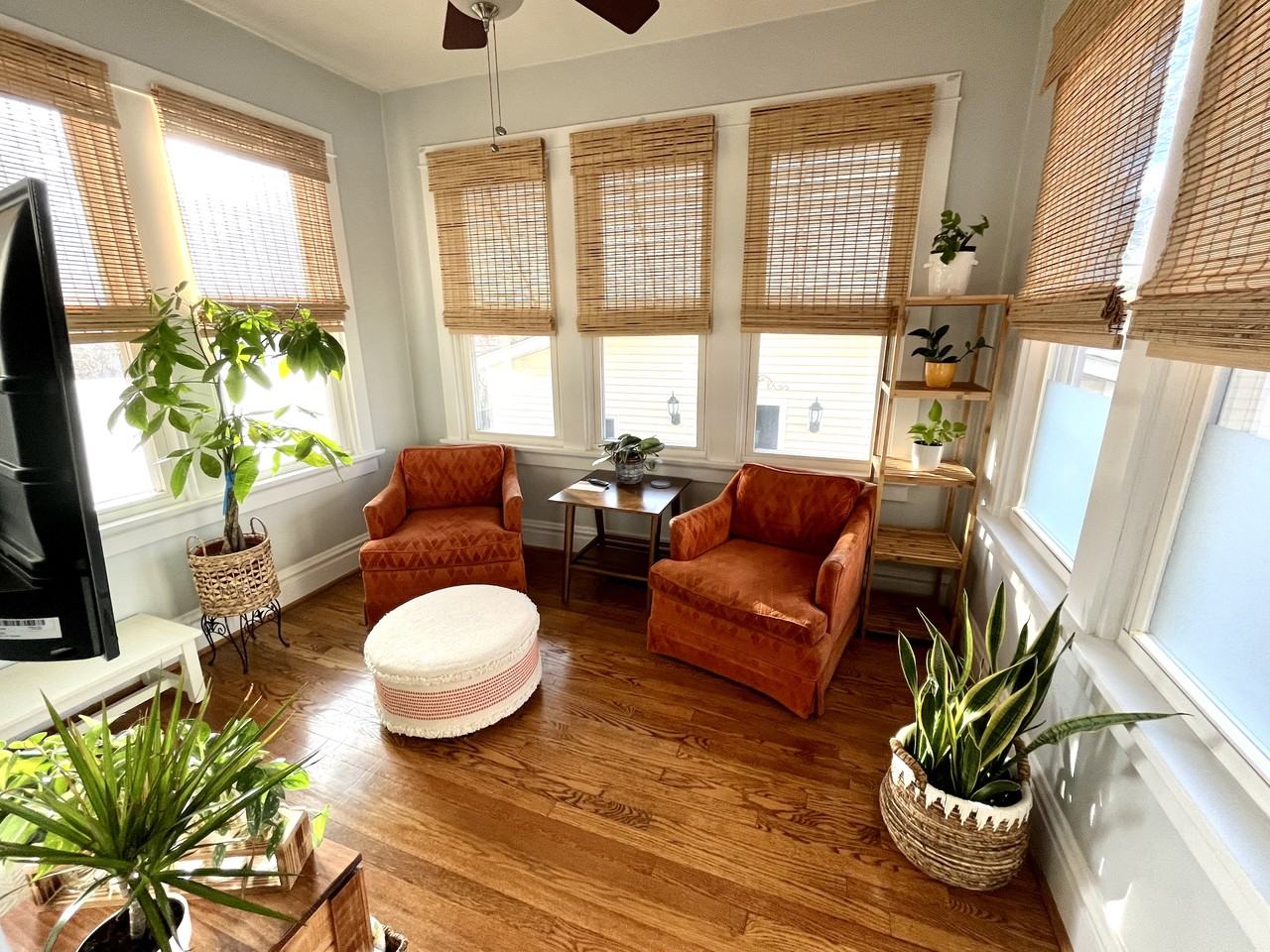 6025 Dewey Ave #1stFL - Photo 5 of 12