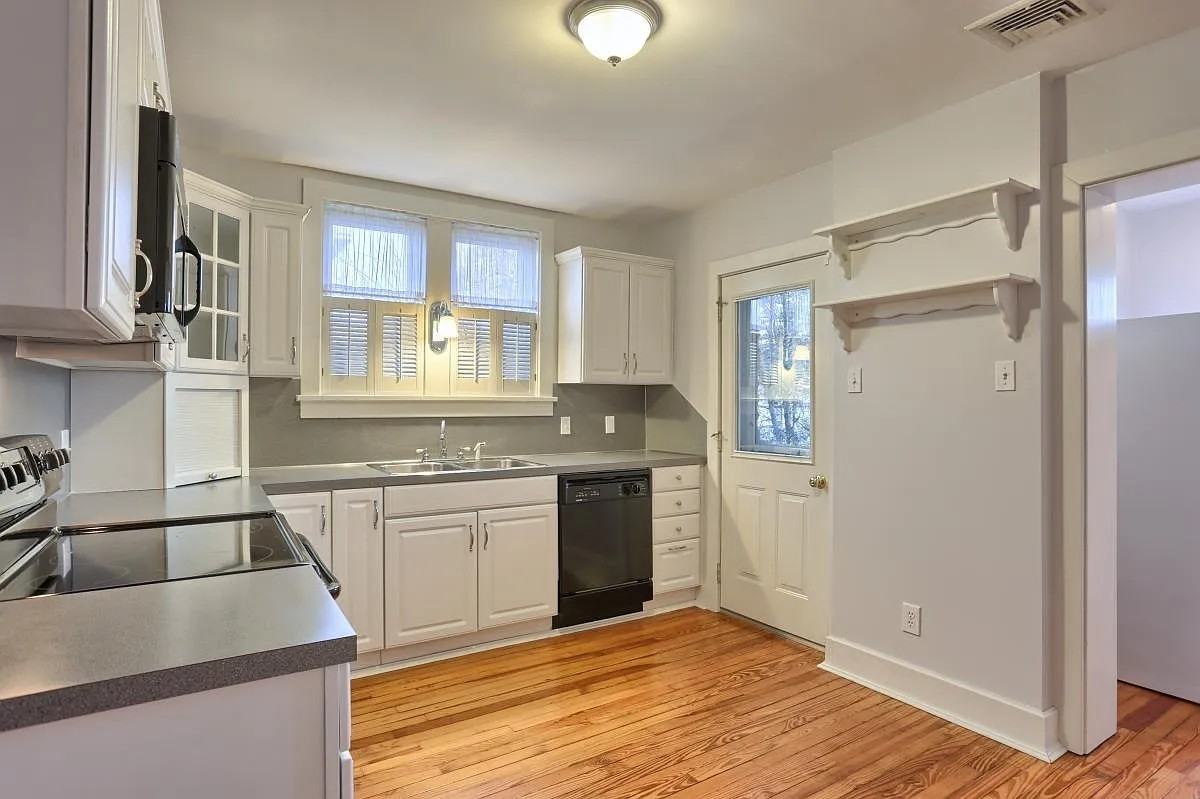 145 W Areba Ave #NA - Photo 2 of 7