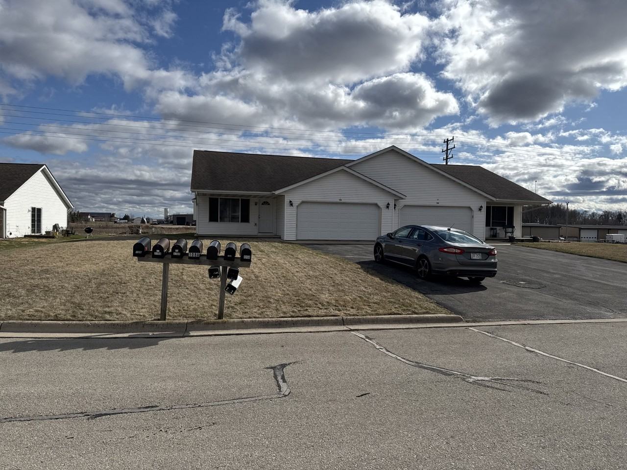 106 Sunshine Ct #NA - Photo 2 of 21