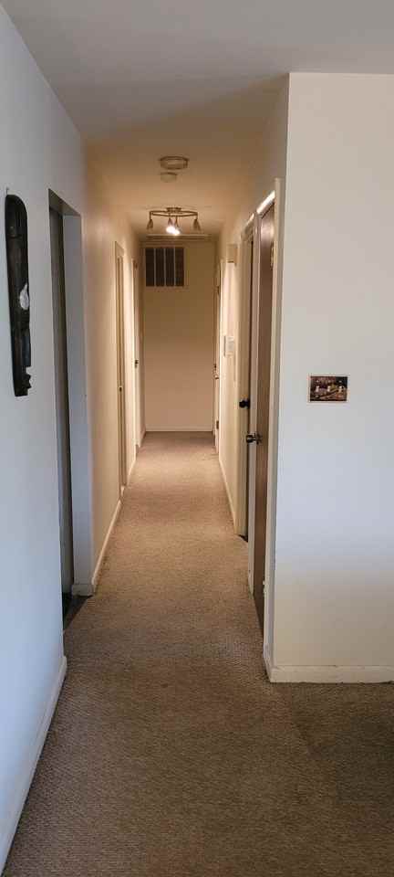 6106 Hellen Lee Dr Rm C #C - Photo 6 of 18