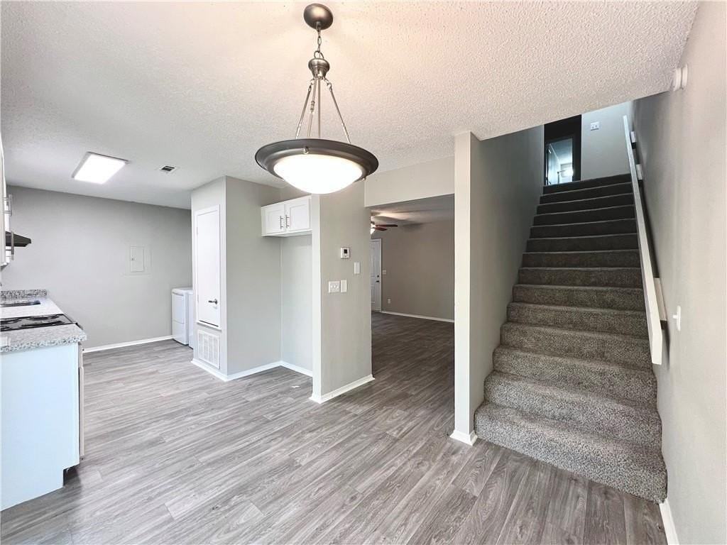 3250 N Kings Cross - Photo 5 of 9