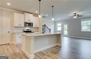 4657 Cypress Landing Way - Photo 3 of 14