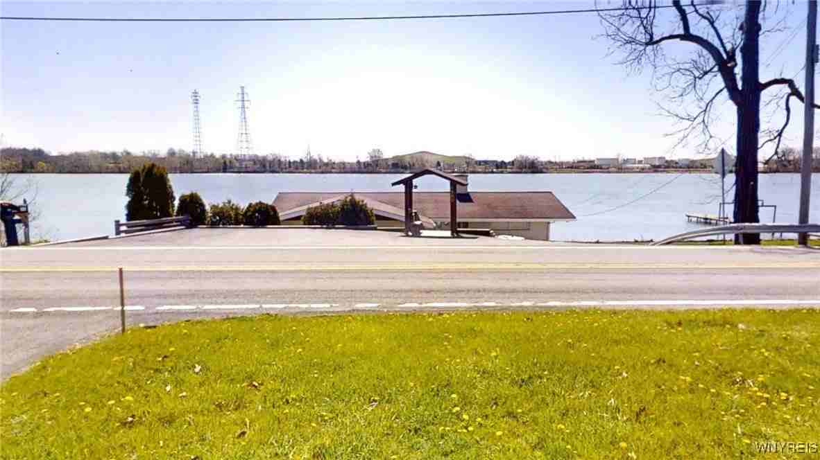 1894 E River Rd - Photo 3 of 35