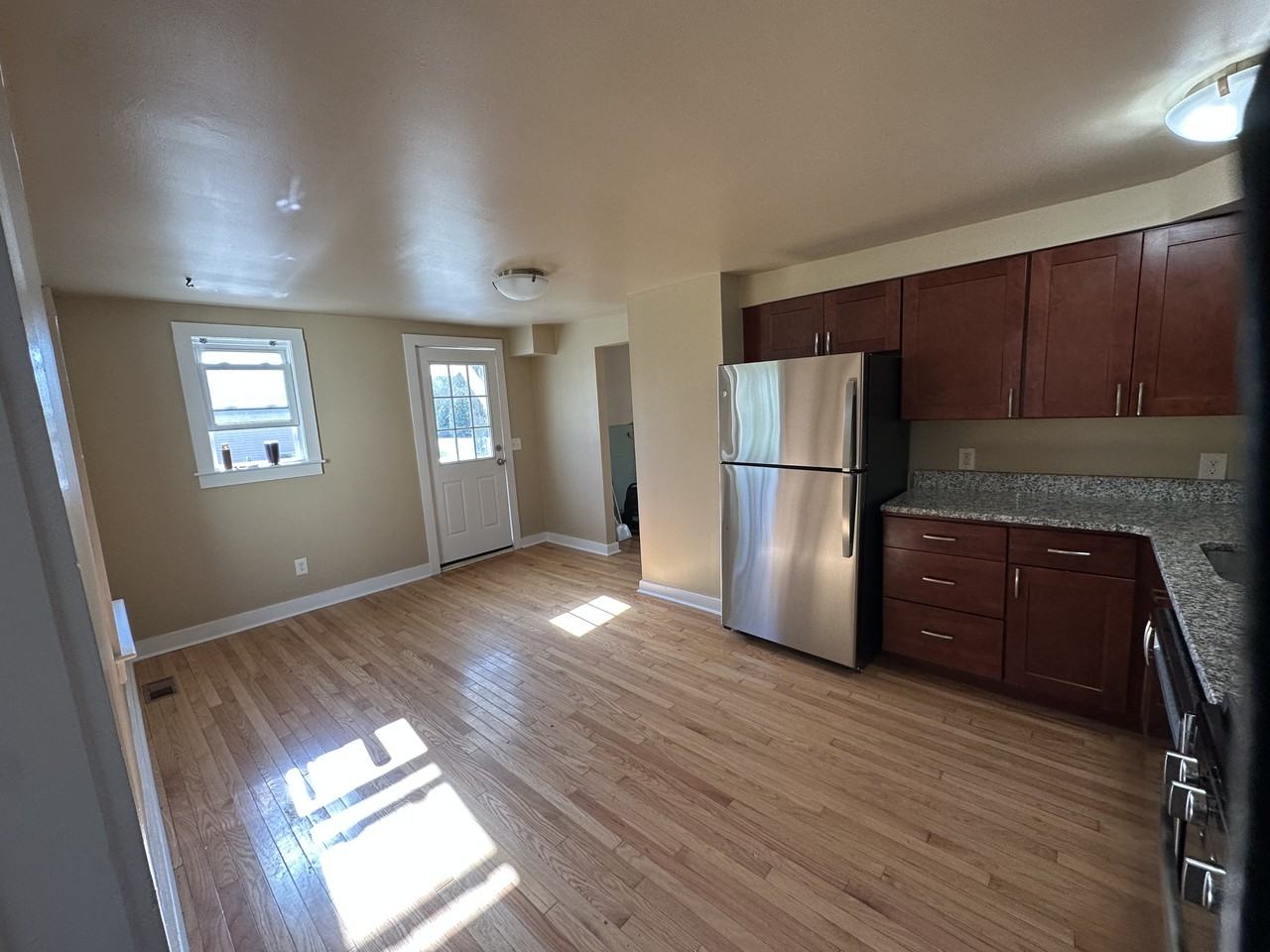 21 Bowling Ln - Photo 3 of 14