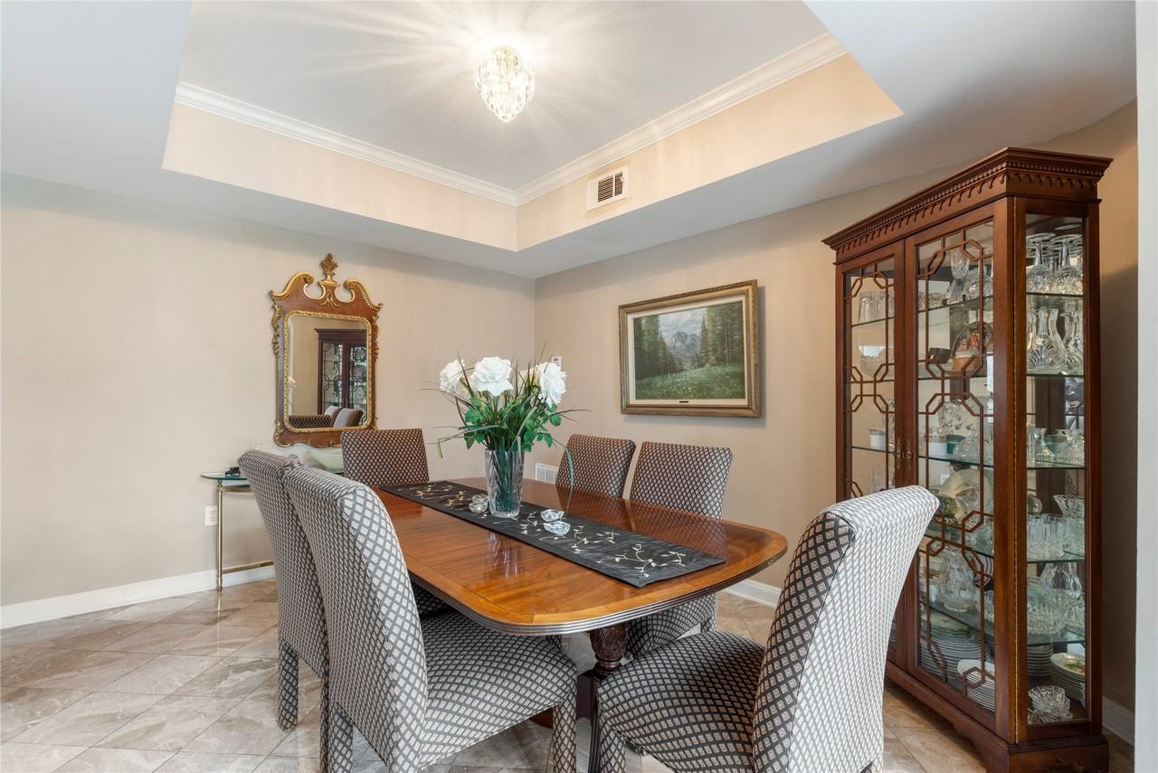 457 Mariners Dr - Photo 5 of 25