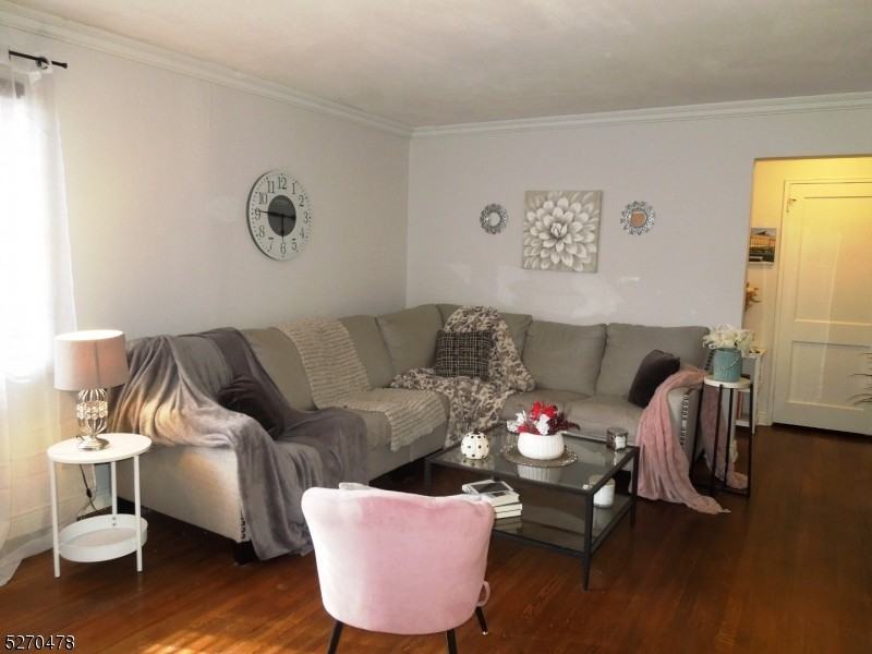 21A Troy Dr - Photo 3 of 16