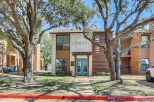 Lakeland Apartments - Photo 1 of 1