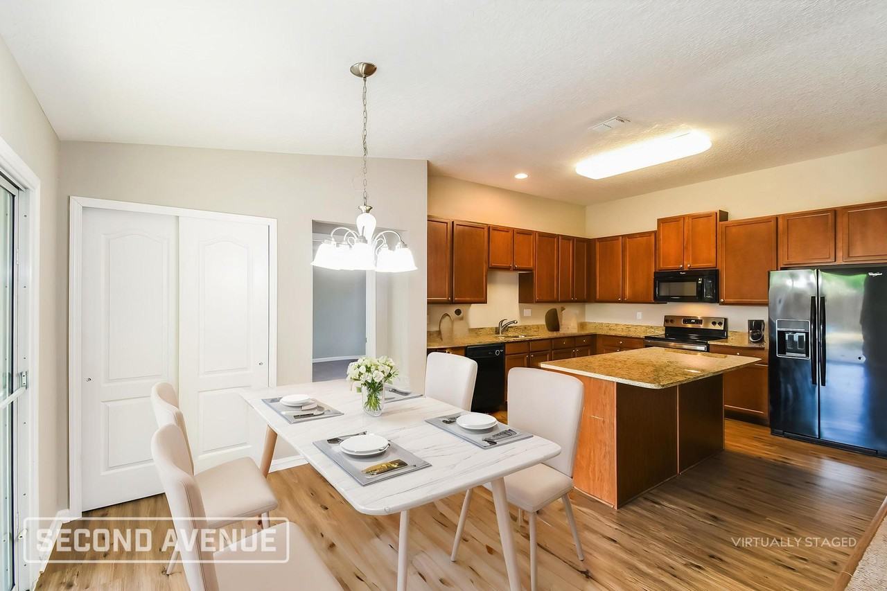 6332 Trimpe Ln - Photo 4 of 25