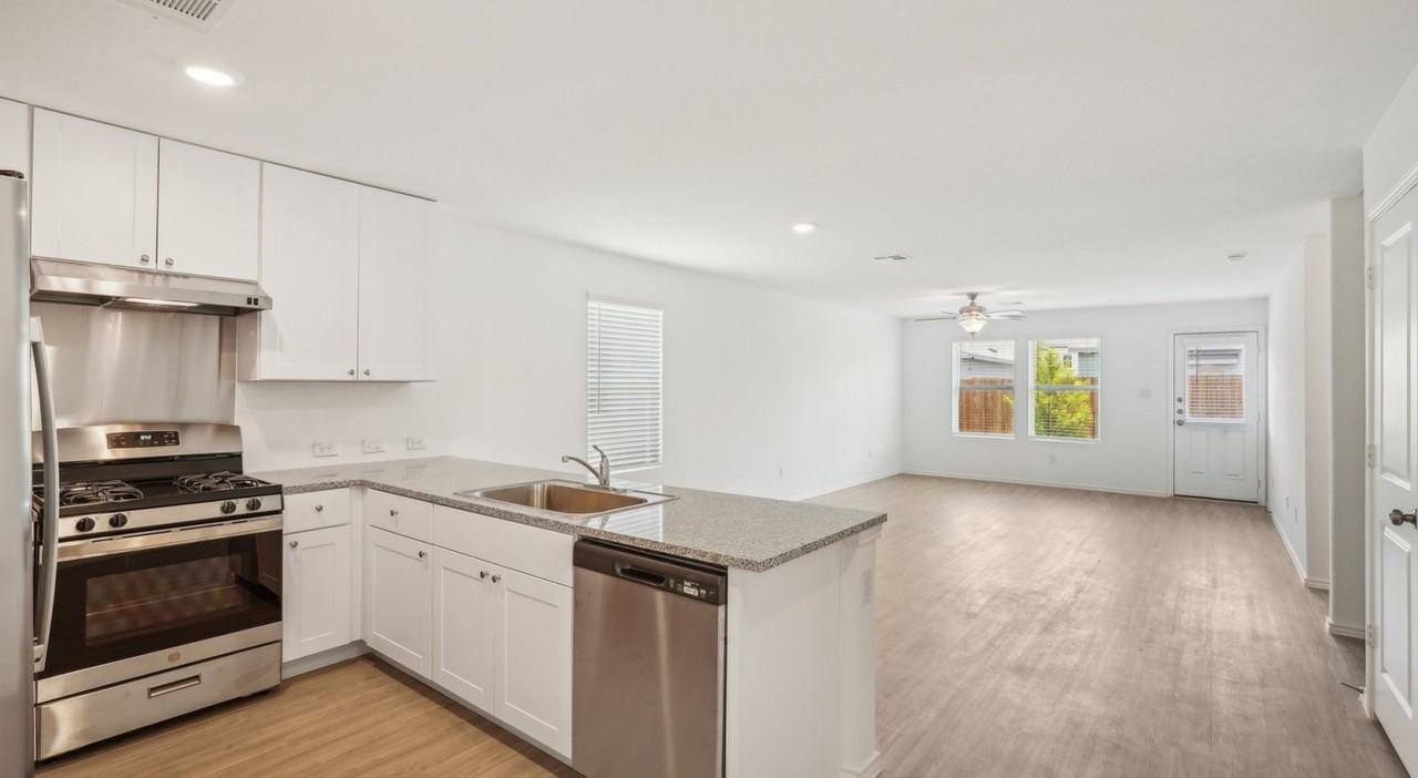 Dauer Ln & Mary Blvd #4-2 - Photo 4 of 13