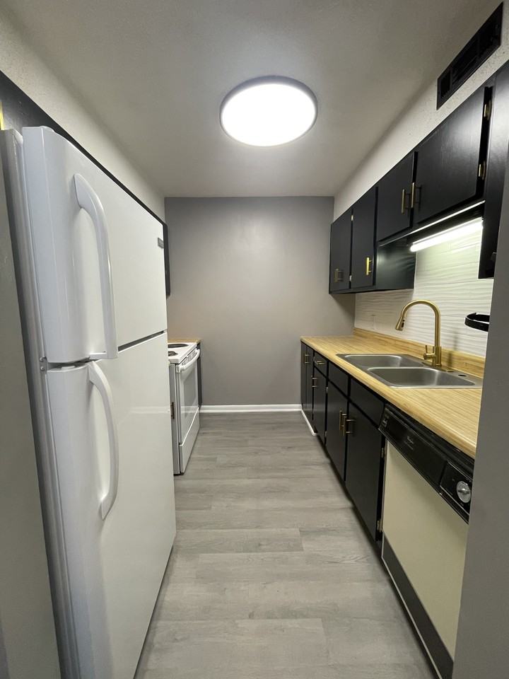 209 Apache Drive - Photo 7 of 18