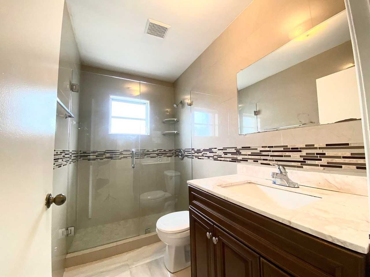 5314 Blueberry Hill Avenue - Photo 7 of 9