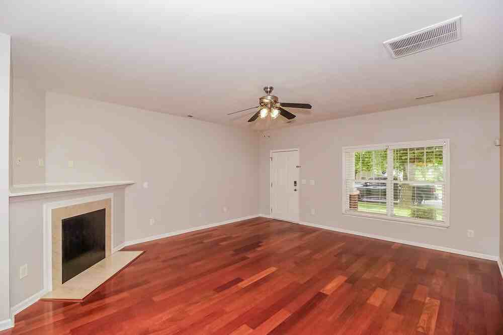 1415 Ladora Dr - Photo 6 of 15