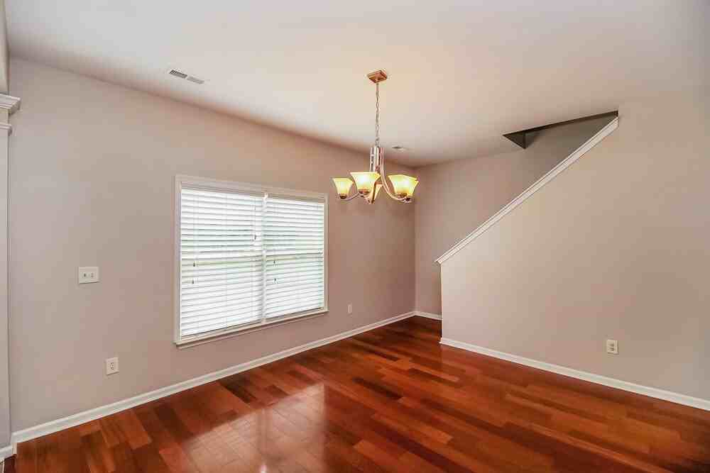 1415 Ladora Dr - Photo 7 of 15