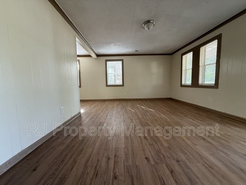 3516 Crow Road - Photo 3 of 7