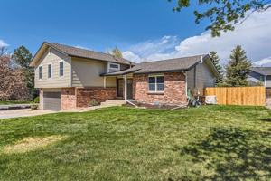 featured image of 3915 E Jamison Pl