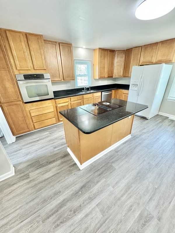 11918 Dogwood Ave - Photo 5 of 16