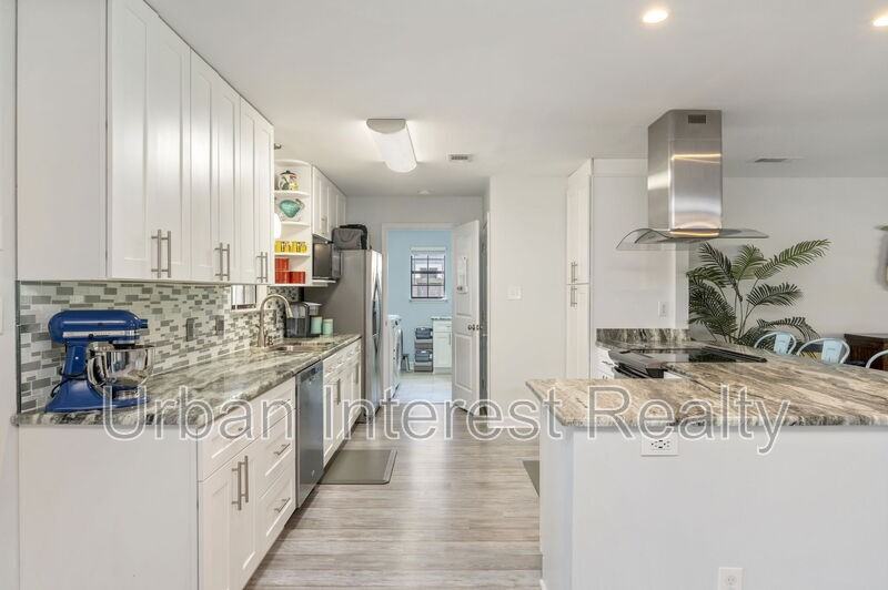 344 Sailfish Dr - Photo 4 of 29