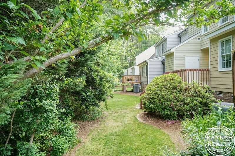 1022 S Main St #O - Photo 4 of 37