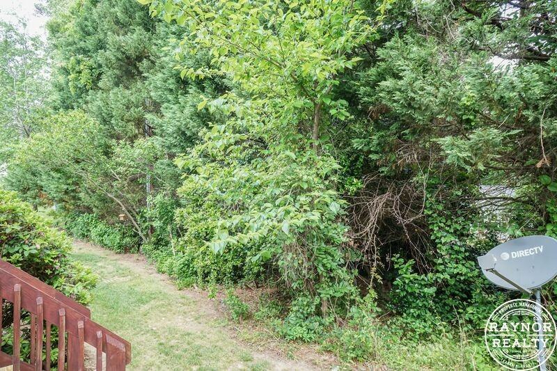 1022 S Main St #O - Photo 5 of 37