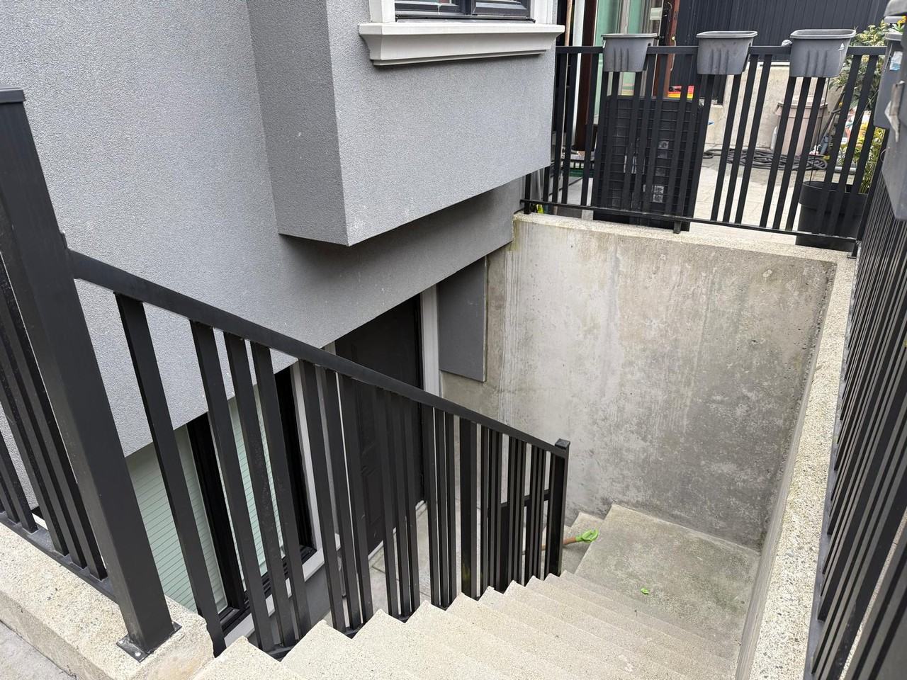 97 Holdom Avenue - Photo 3 of 9