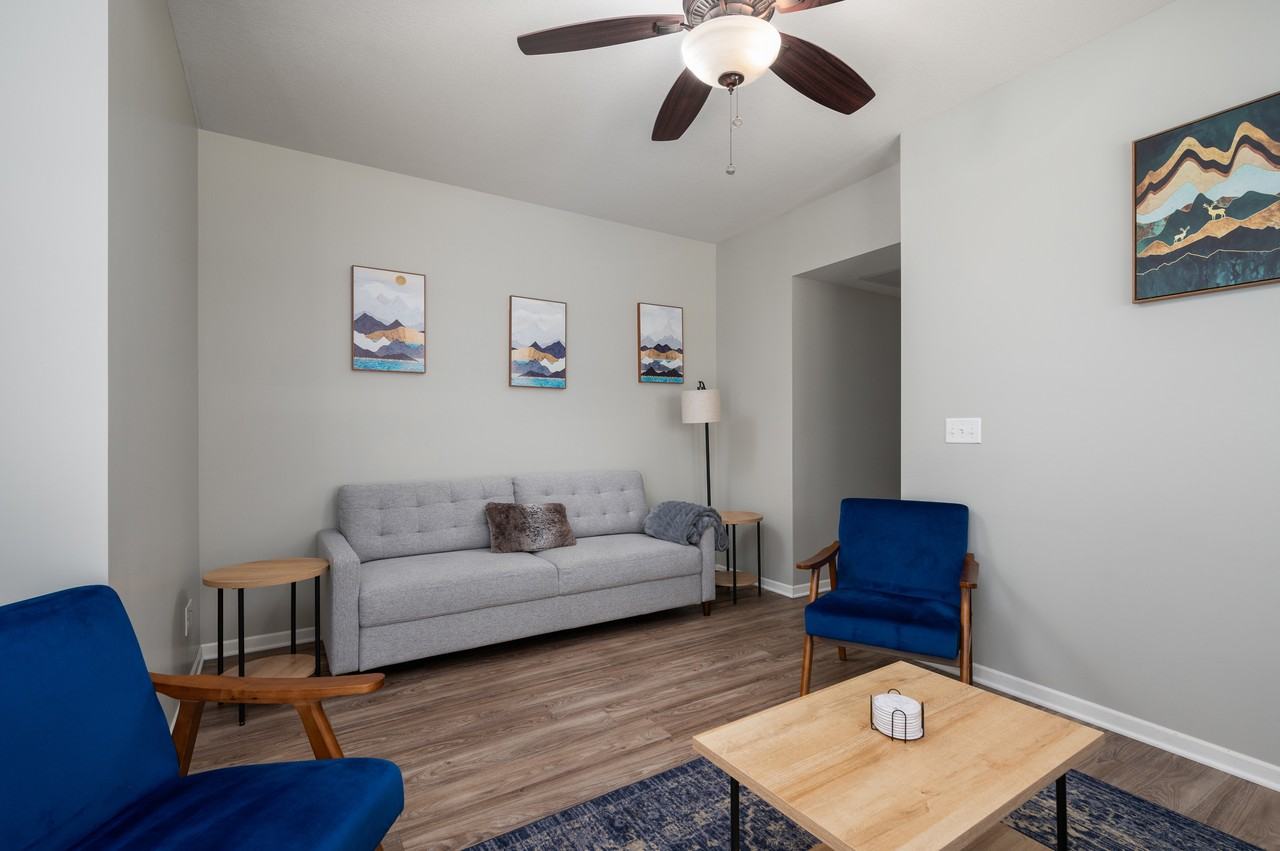 Oliver 807 1st Street Southwest - Photo 2 of 36