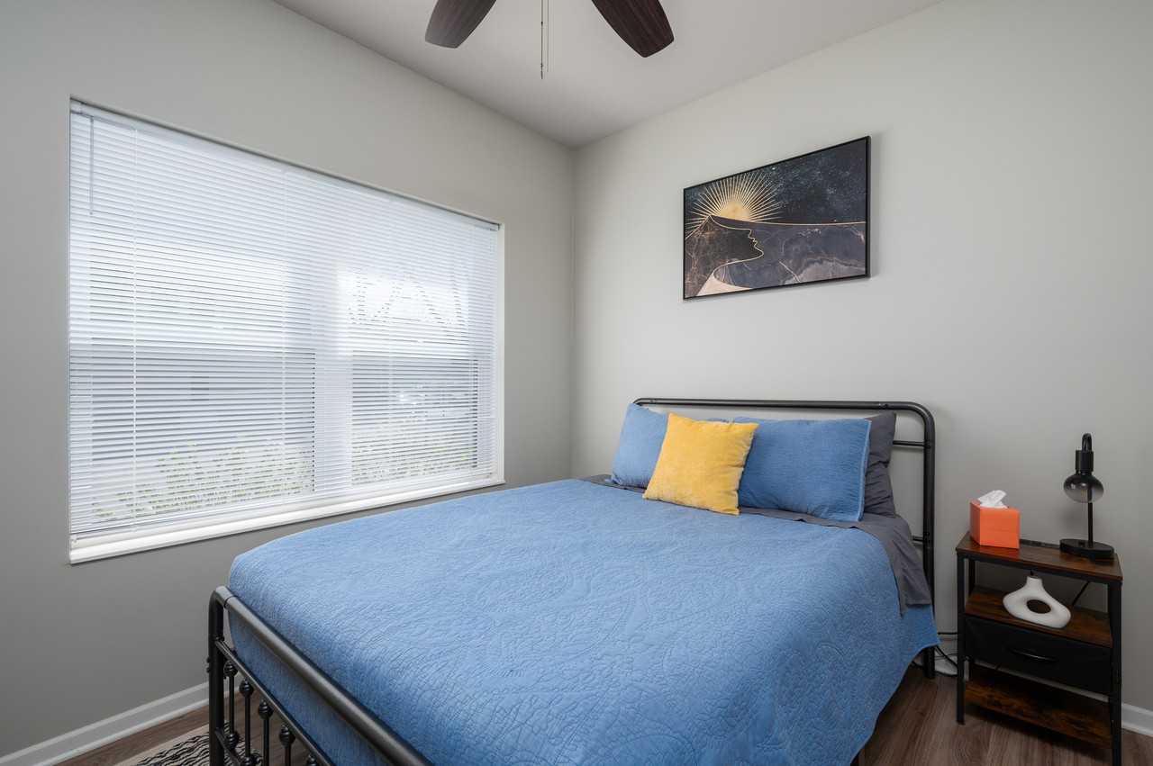 Oliver 807 1st Street Southwest - Photo 6 of 36