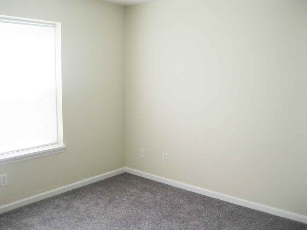 524 N 2nd Street - Photo 6 of 7