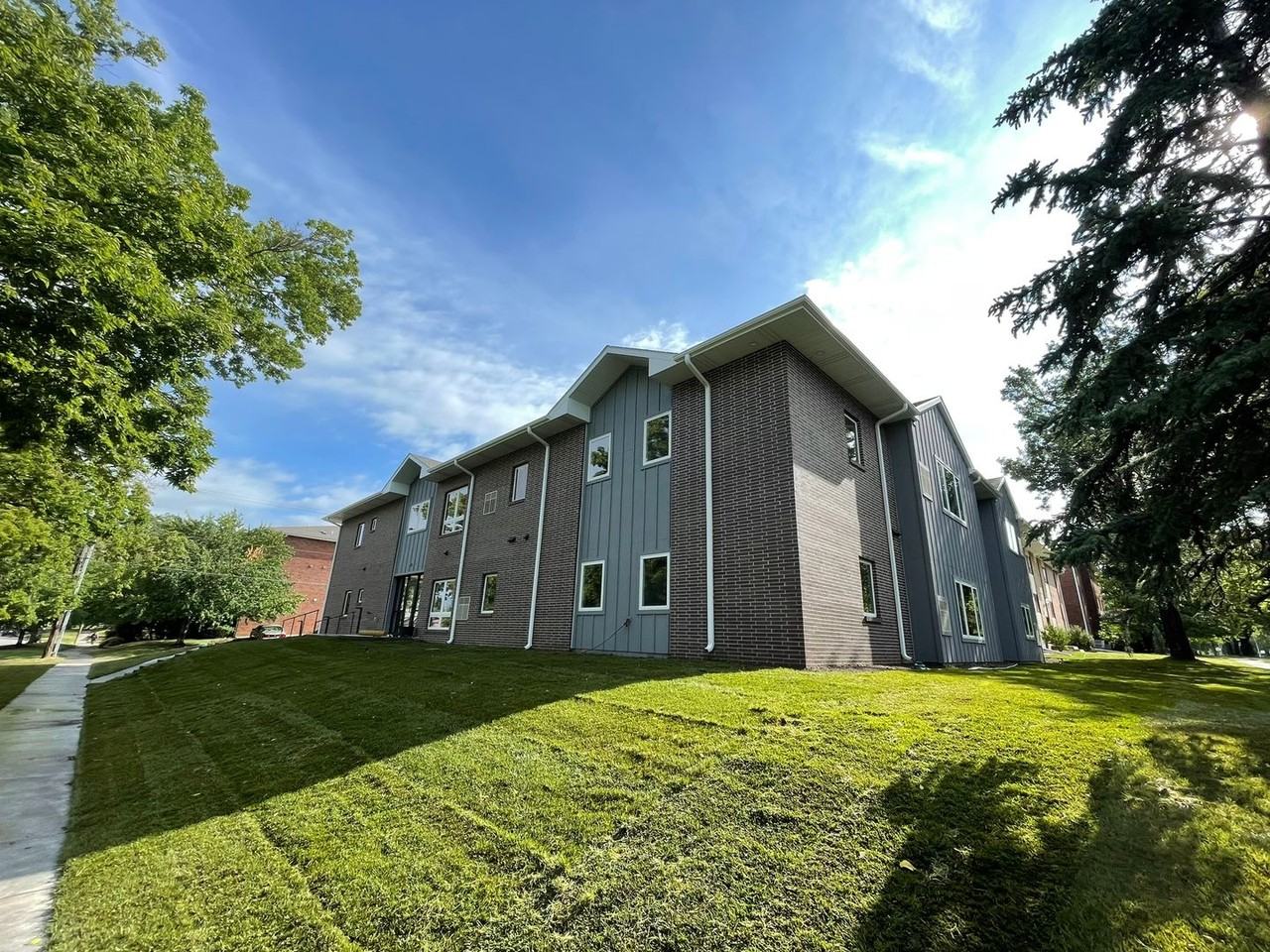 Hepburn-12 - Photo 2 of 27