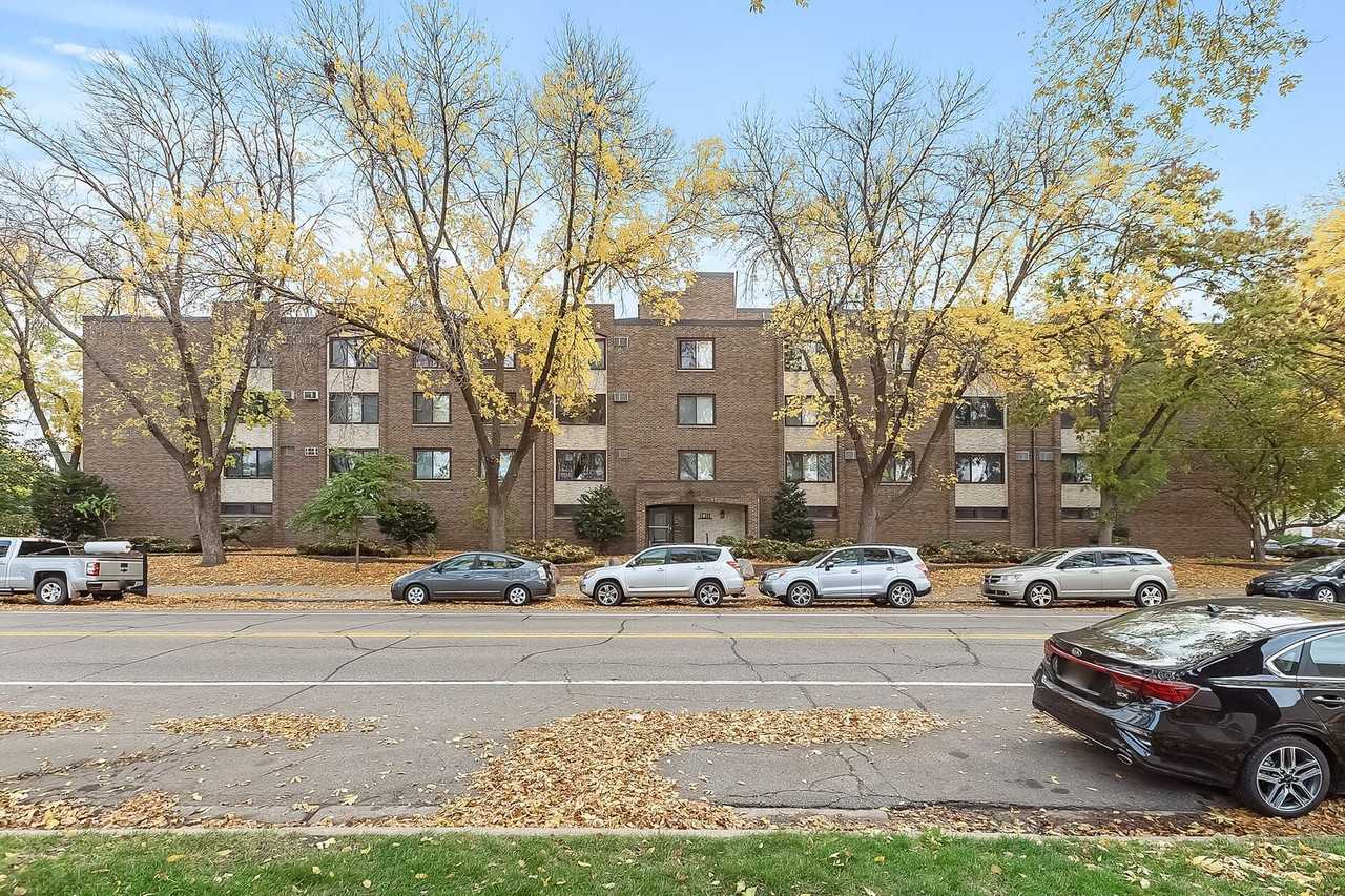 The Marshall - Photo 3 of 50