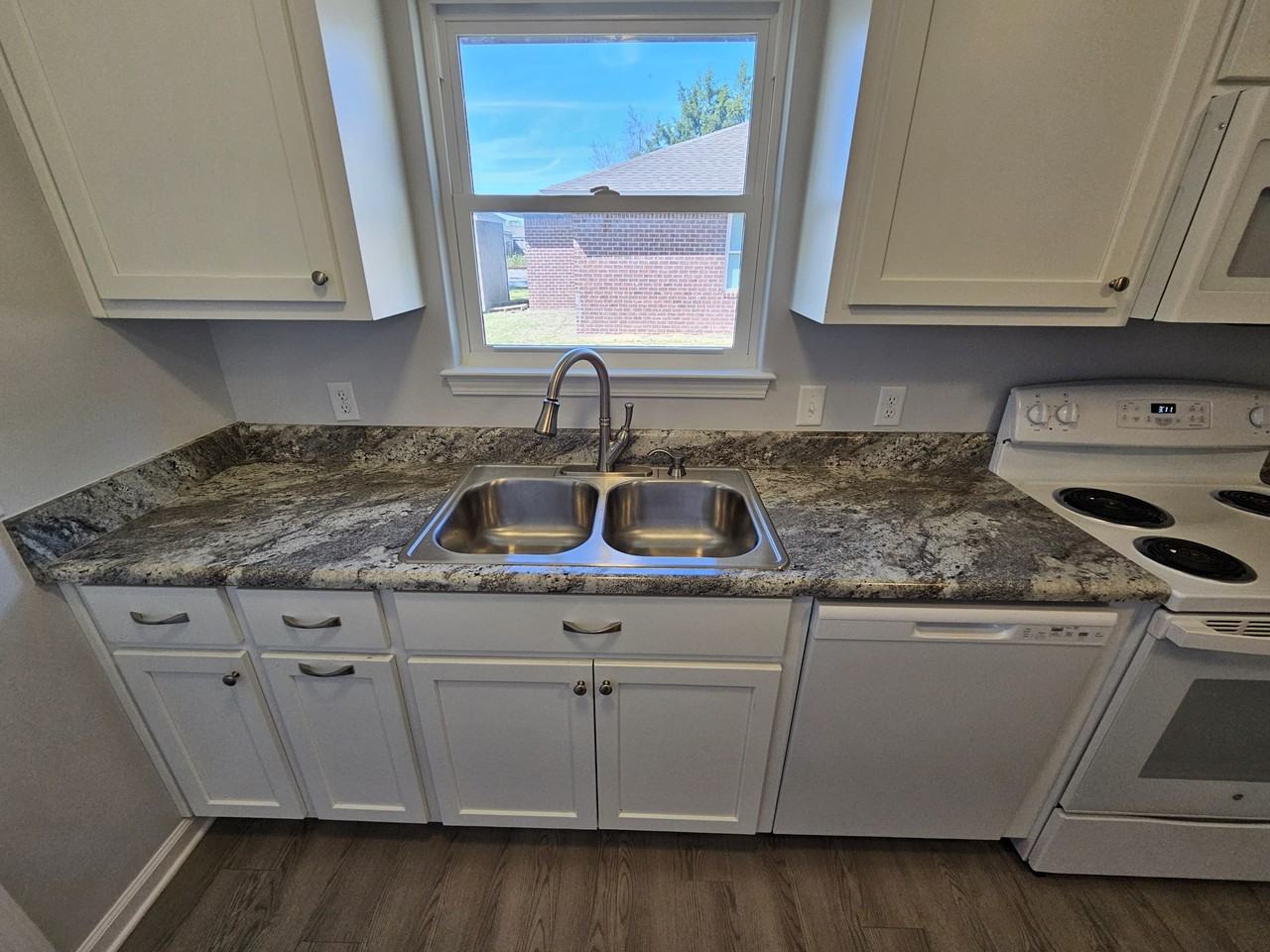 1915B Michigan Ave - Photo 3 of 10