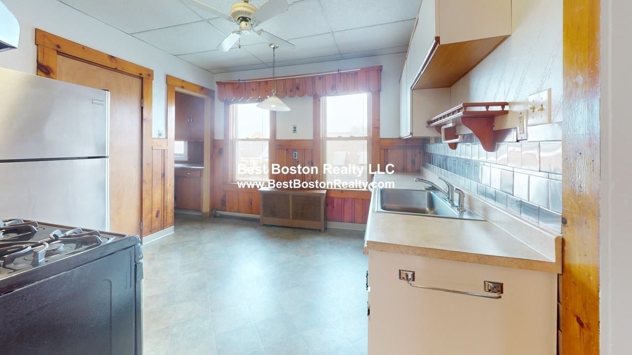 24 Mayberry Ave #3 - Photo 5 of 14