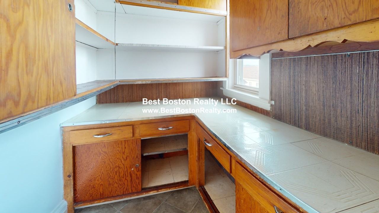 24 Mayberry Ave #3 - Photo 6 of 14