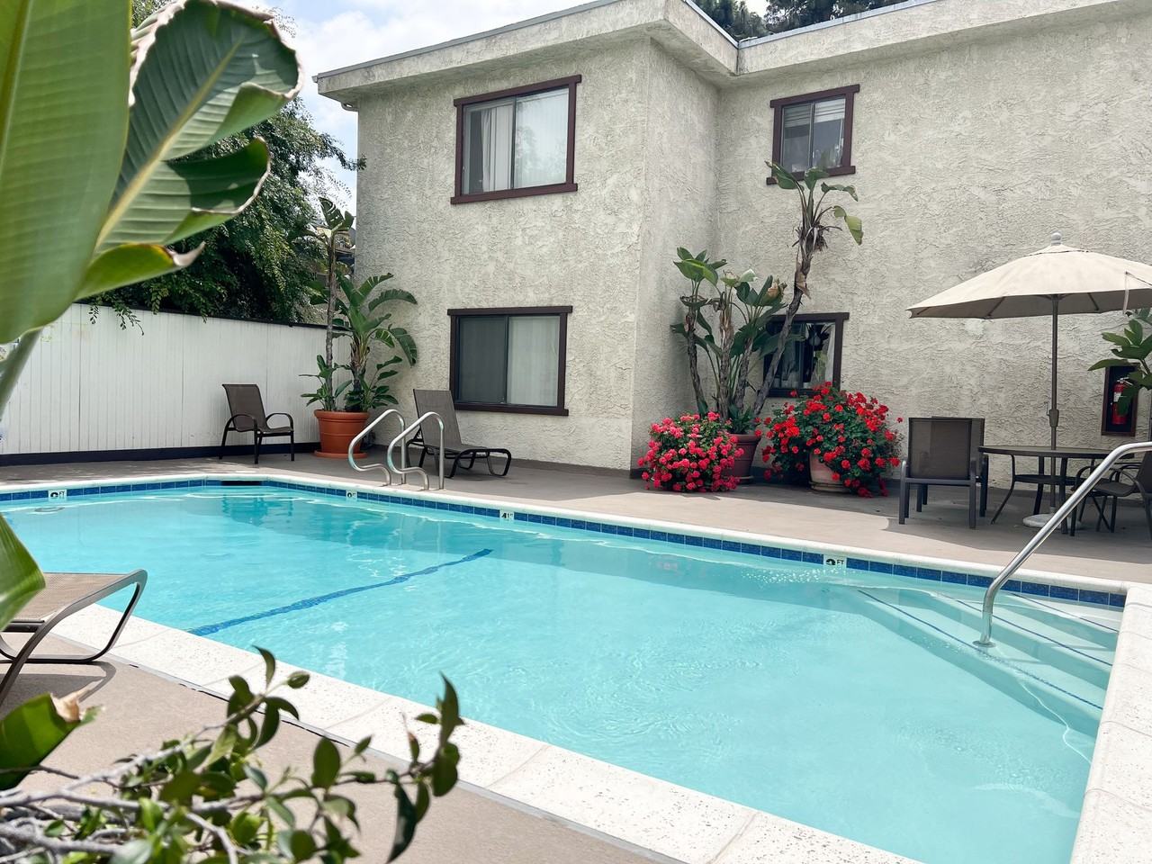 11825 Magnolia Apartments - Photo 5 of 7