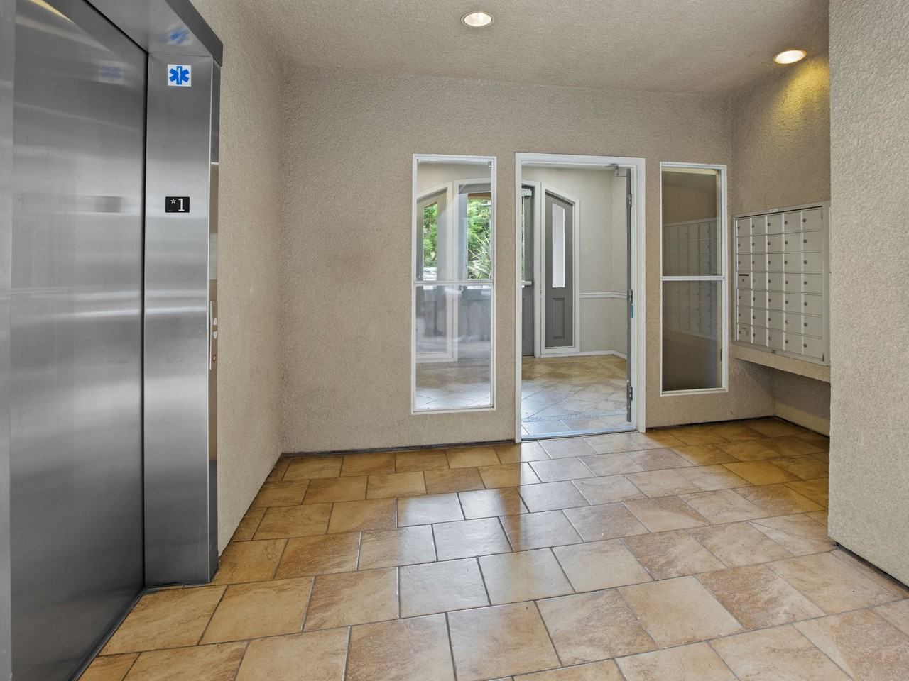 Trousdale Apartments - Photo 3 of 32