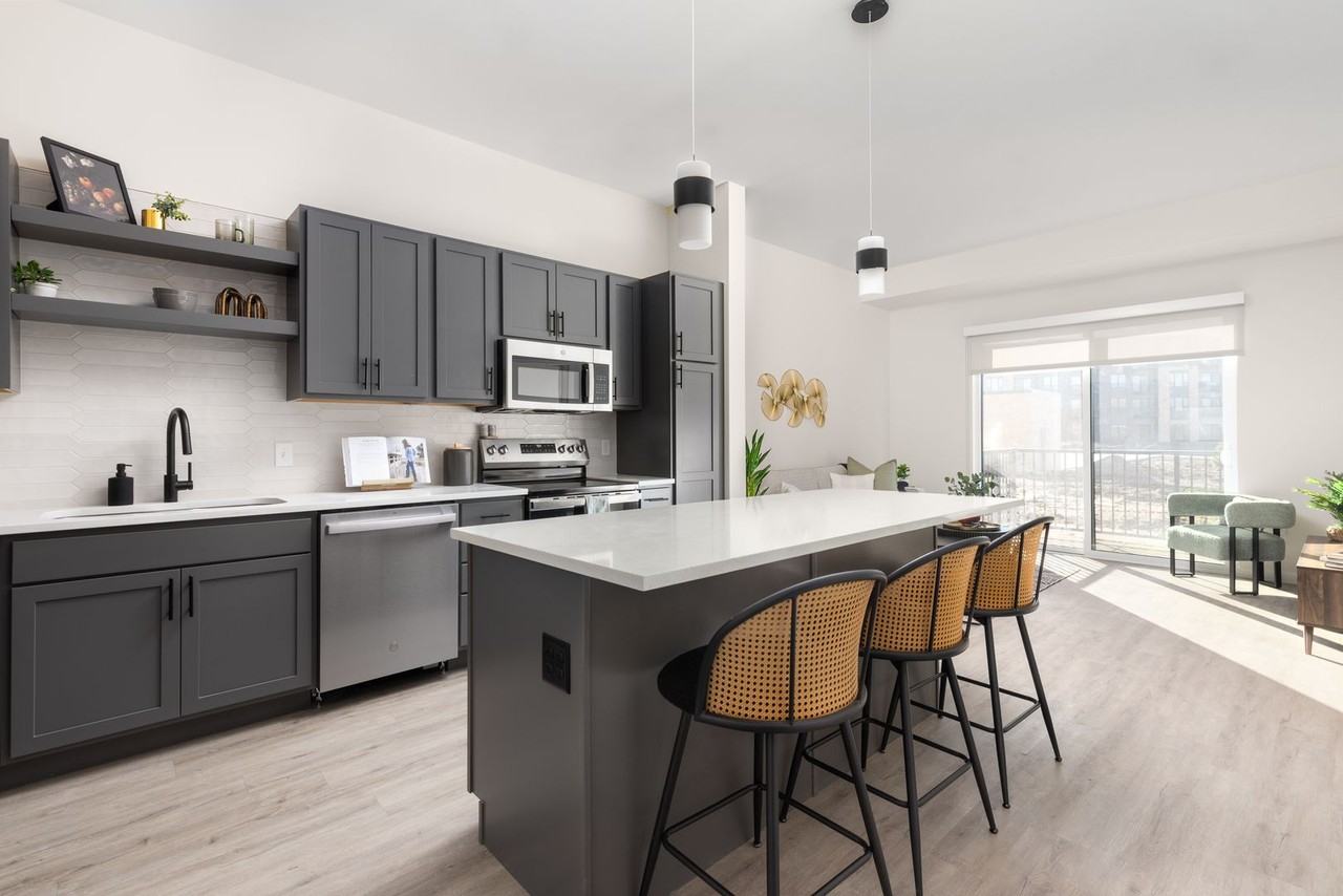 9900 56th Ave N - Photo 5 of 50