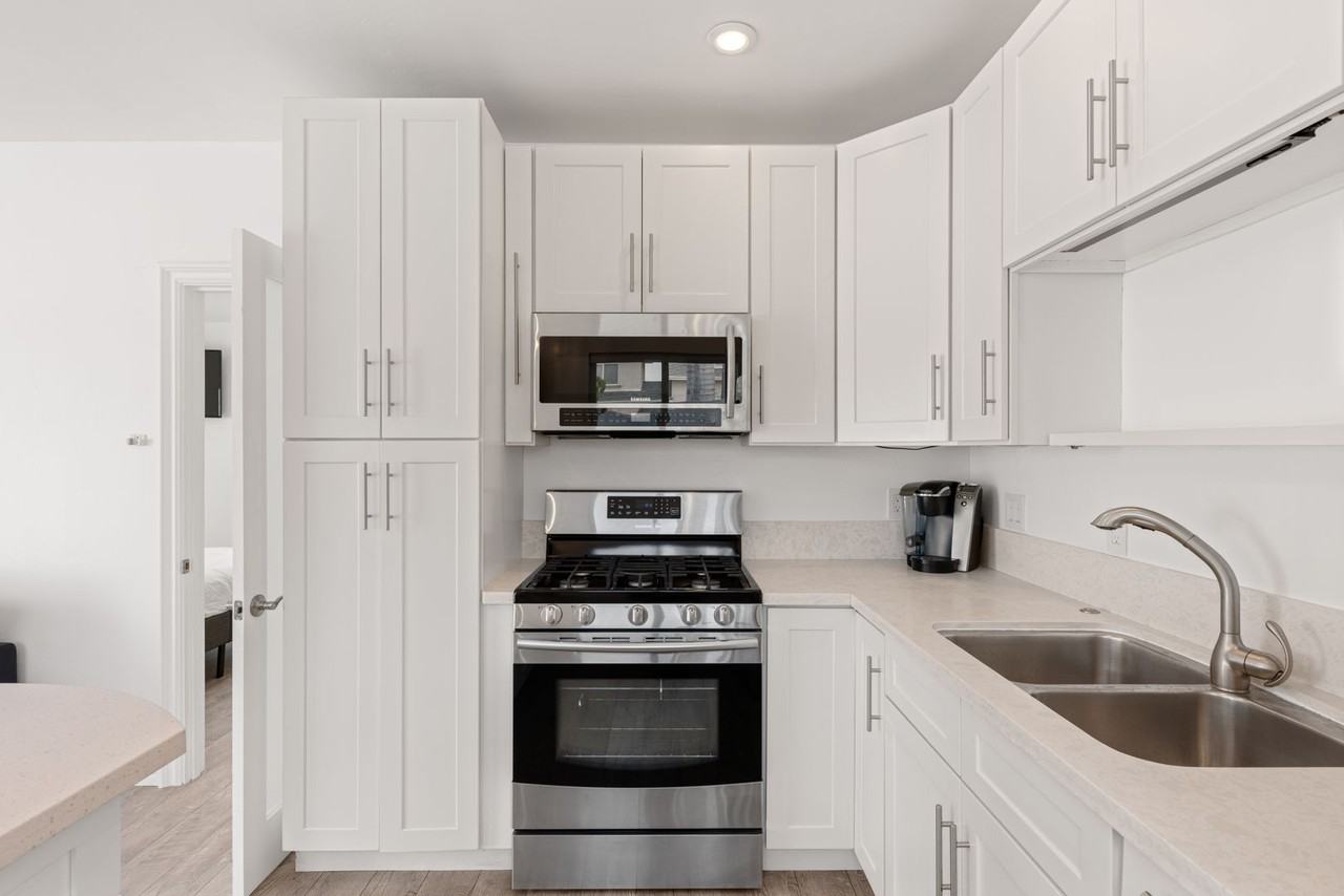 3900 1/2 Garfield St - Photo 3 of 19