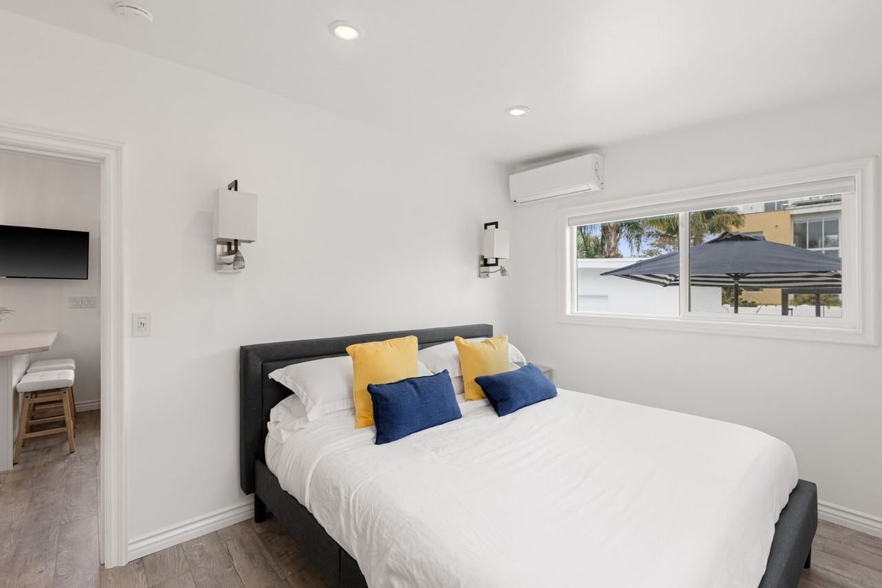 3900 1/2 Garfield St - Photo 4 of 19