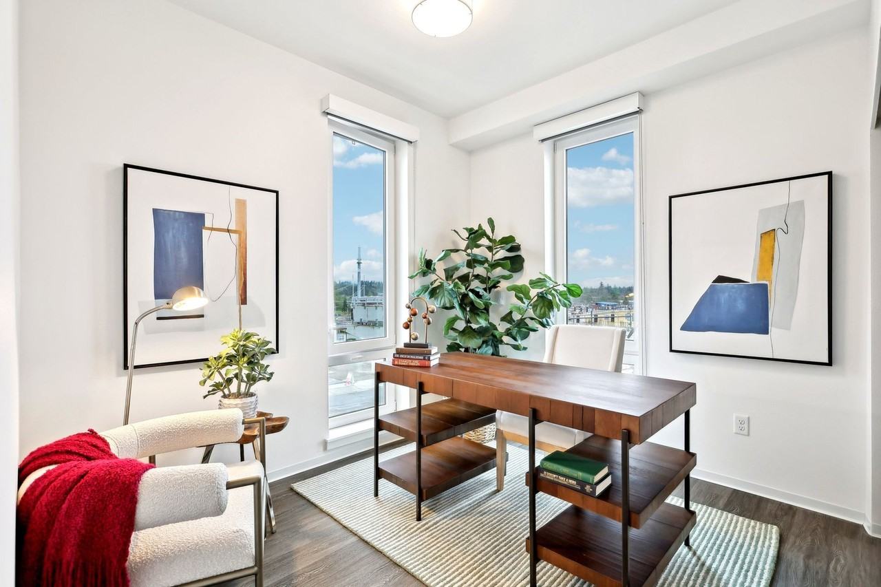 Koz on Alderwood Mall Blvd - Photo 4 of 20