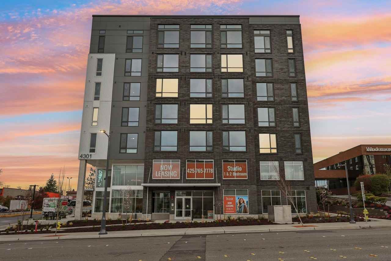 Koz on Alderwood Mall Blvd - Photo 7 of 20