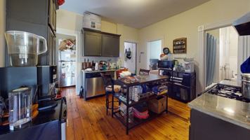 featured image of 60 Mechanic St