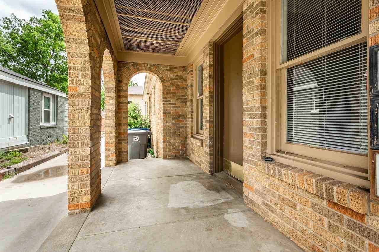 5838 Vickery Blvd - Photo 3 of 25